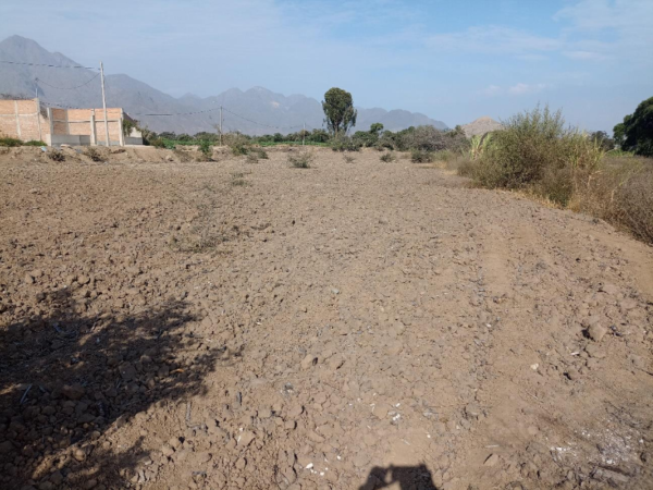Venta de terreno en Laredo