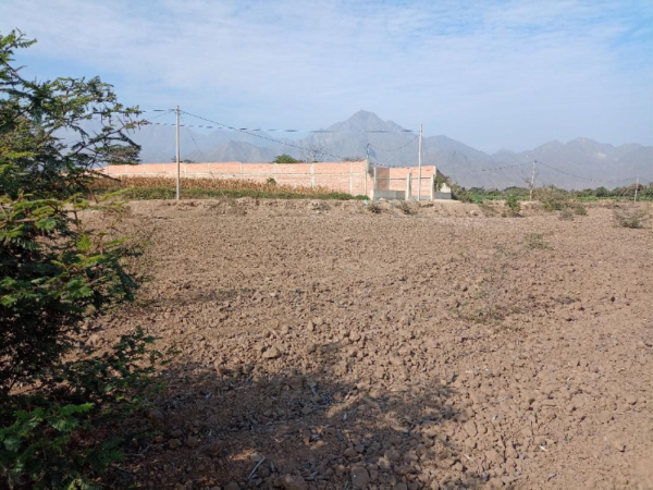 Venta de terreno en Laredo